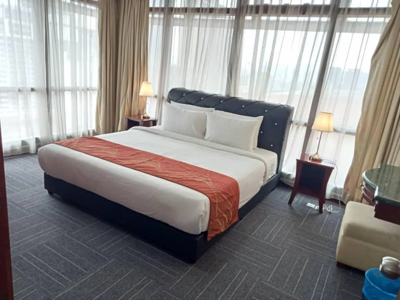 Premier Suites At Times Square Kl Kuala Lumpur Malezja